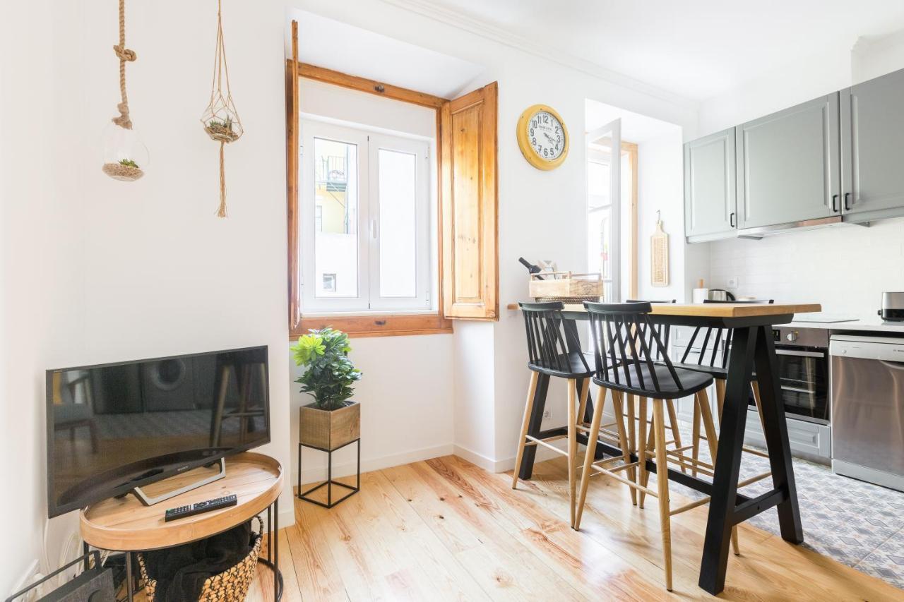 Feel Home In This Stunning Renovated Nest In Graca Lisboa Dış mekan fotoğraf